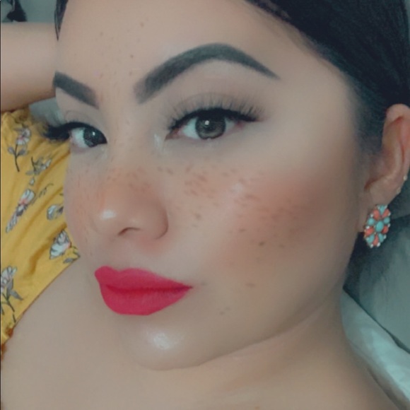 Hi.! 😊 Hola.! 🤗 - Picture 2 of 8